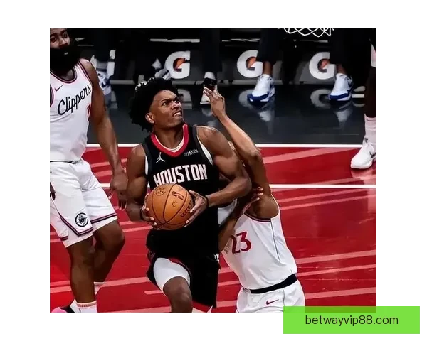 乌度卡：赢球关键在于球权保护减少无效运球避免不必要的身体对抗