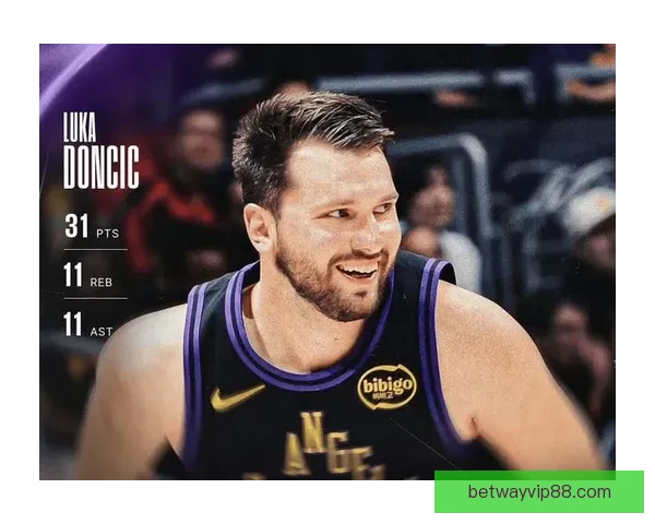 东契奇三节砍40分创湖人单赛季三分新纪录 里夫斯迎个人里程碑