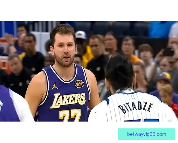 湖人向NBA上诉东契奇第16次技术犯规撤销请求 双方口角描述存分歧